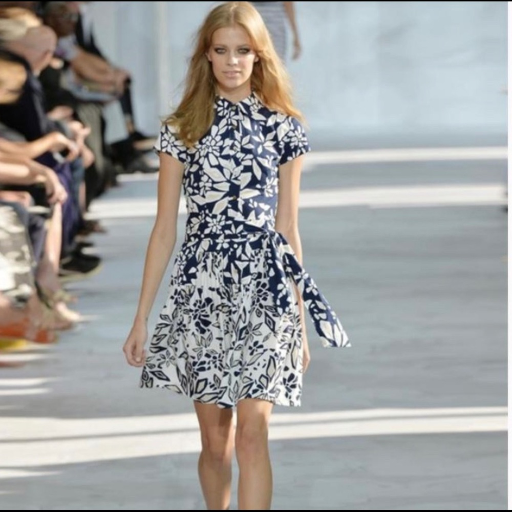 NWT Diane Von Furstenberg Navy Blue Printed Cotton Belted Scarlet